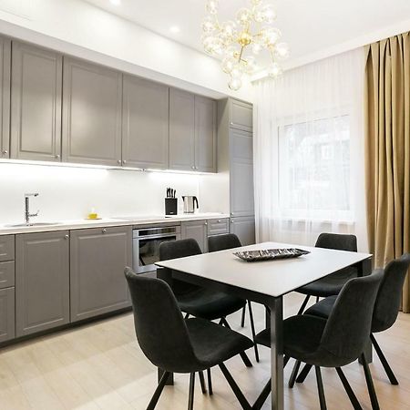 Luxury For Everyone - Hills Park Lux Apartments 3 VNO Buitenkant foto