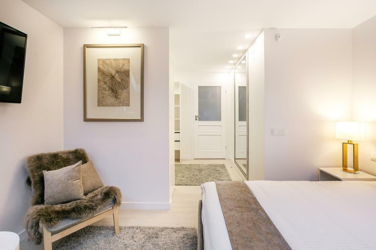 Luxury For Everyone - Hills Park Lux Apartments 3 VNO Buitenkant foto