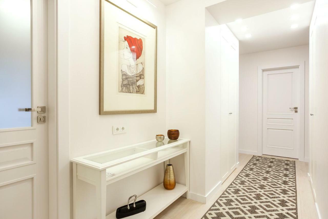 Luxury For Everyone - Hills Park Lux Apartments 3 VNO Buitenkant foto